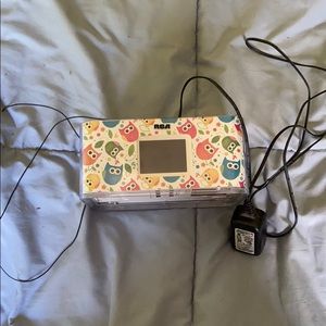 Reversible alarm clock with am/fm